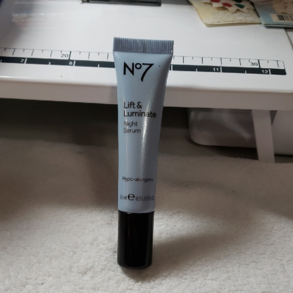 Lift & Luminate Night Serum